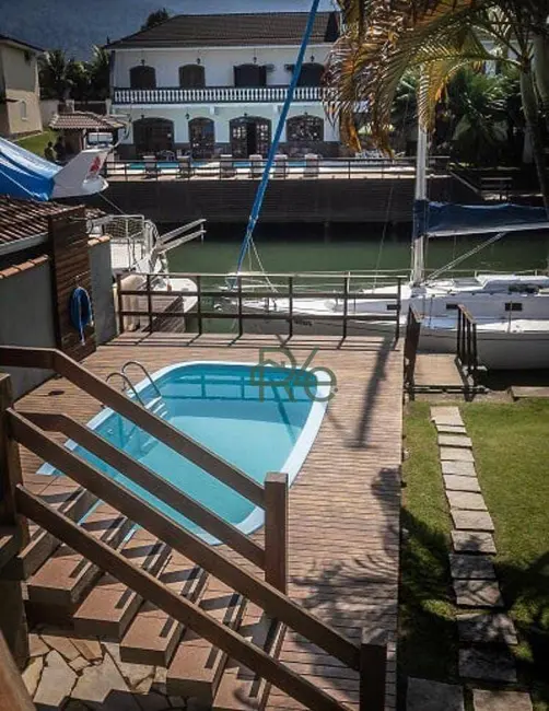 Foto 6 de Casa com 3 quartos à venda, 227m2 em Bracuí (Cunhambebe), Angra Dos Reis - RJ