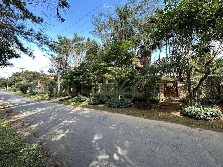 Foto 3 de Casa de Condomínio com 3 quartos à venda, 1200m2 em Ibiuna - SP