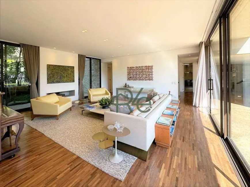 Foto 8 de Casa de Condomínio com 5 quartos à venda, 1268m2 em Vila de São Fernando, Cotia - SP