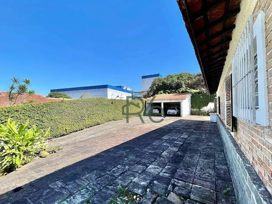 Casa de Condomínio com 3 quartos à venda, 1980m2 em Vila Appia Antica, Carapicuiba - SP - imagem 5 Foto 5 de Casa de Condomínio com 3 quartos à venda, 1980m2 em Vila Appia Antica, Carapicuiba - SP