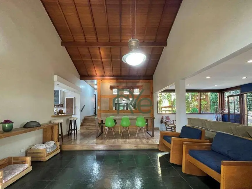 Casa de Condomínio com 4 quartos à venda, 591m2 em Chácara dos Junqueiras, Carapicuiba - SP - imagem 8 Foto 8 de Casa de Condomínio com 4 quartos à venda, 591m2 em Chácara dos Junqueiras, Carapicuiba - SP
