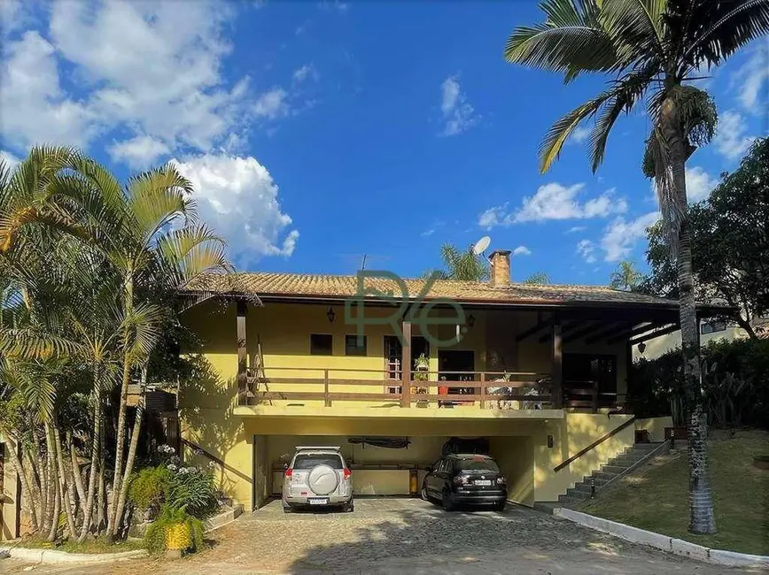 Casa de Condomínio com 4 quartos à venda, 591m2 em Chácara dos Junqueiras, Carapicuiba - SP - imagem 3 Foto 3 de Casa de Condomínio com 4 quartos à venda, 591m2 em Chácara dos Junqueiras, Carapicuiba - SP
