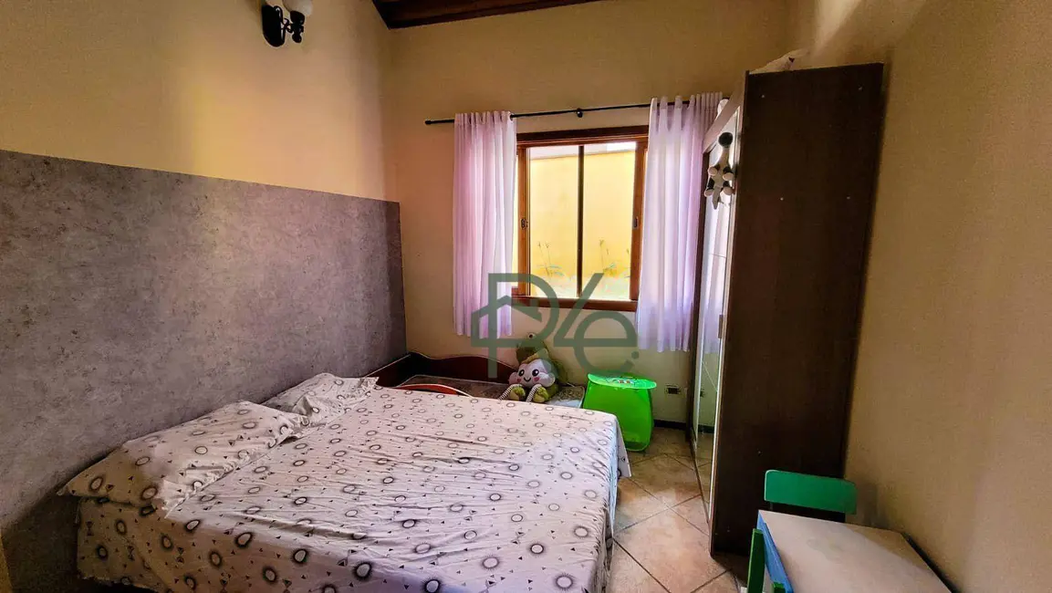 Casa de Condomínio com 3 quartos à venda, 286m2 em Jardim das Flores, Cotia - SP - imagem 6 Foto 6 de Casa de Condomínio com 3 quartos à venda, 286m2 em Jardim das Flores, Cotia - SP