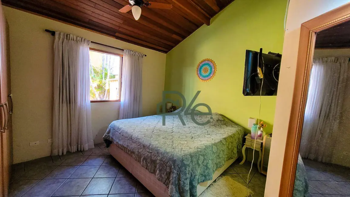 Casa de Condomínio com 3 quartos à venda, 286m2 em Jardim das Flores, Cotia - SP - imagem 9 Foto 9 de Casa de Condomínio com 3 quartos à venda, 286m2 em Jardim das Flores, Cotia - SP