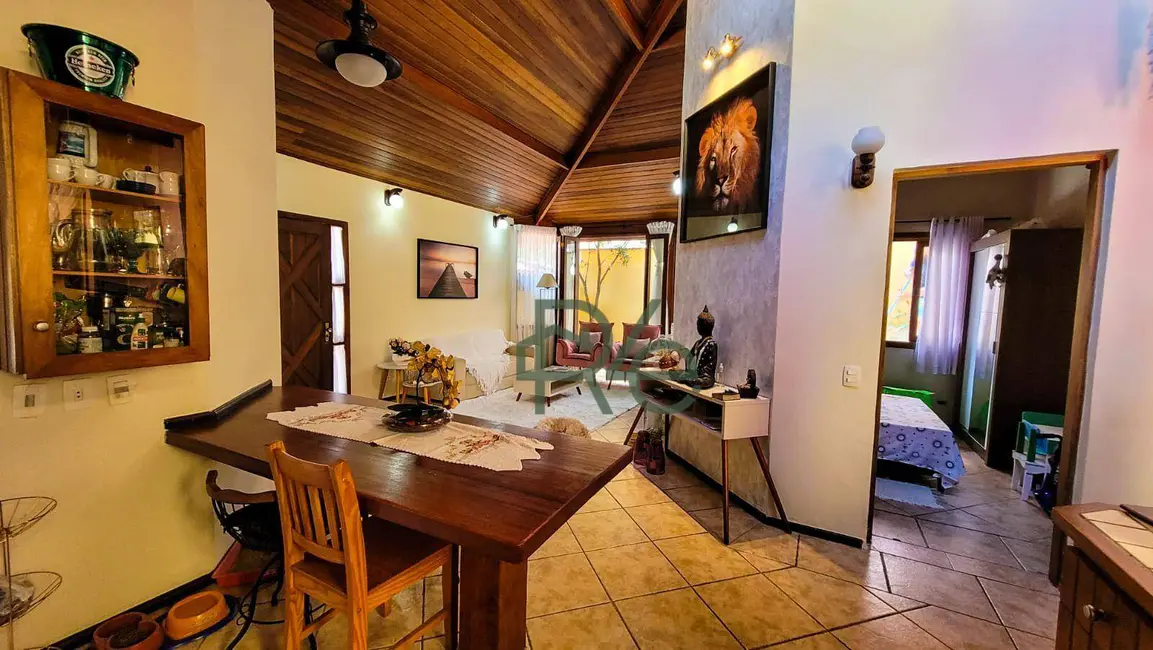 Casa de Condomínio com 3 quartos à venda, 286m2 em Jardim das Flores, Cotia - SP - imagem 3 Foto 3 de Casa de Condomínio com 3 quartos à venda, 286m2 em Jardim das Flores, Cotia - SP