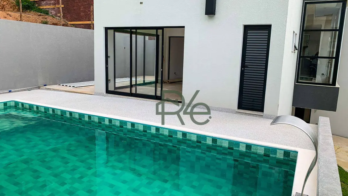 Casa de Condomínio com 5 quartos à venda, 535m2 em Residencial dos Lagos, Cotia - SP - imagem 6 Foto 6 de Casa de Condomínio com 5 quartos à venda, 535m2 em Residencial dos Lagos, Cotia - SP