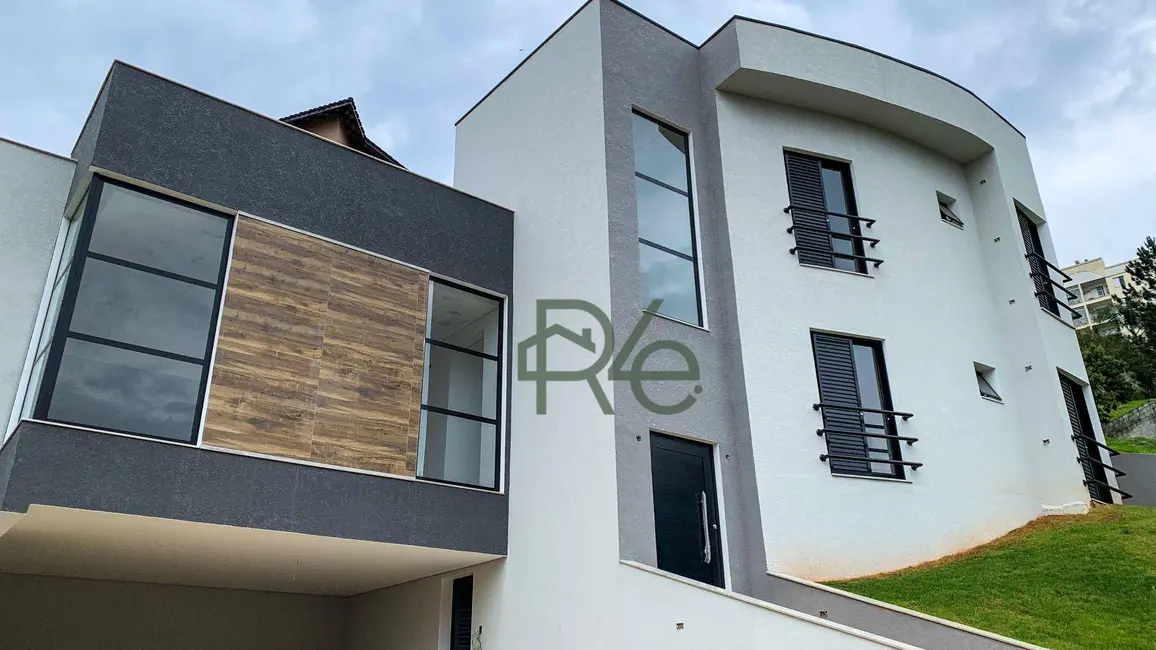 Casa de Condomínio com 5 quartos à venda, 535m2 em Residencial dos Lagos, Cotia - SP - imagem 3 Foto 3 de Casa de Condomínio com 5 quartos à venda, 535m2 em Residencial dos Lagos, Cotia - SP