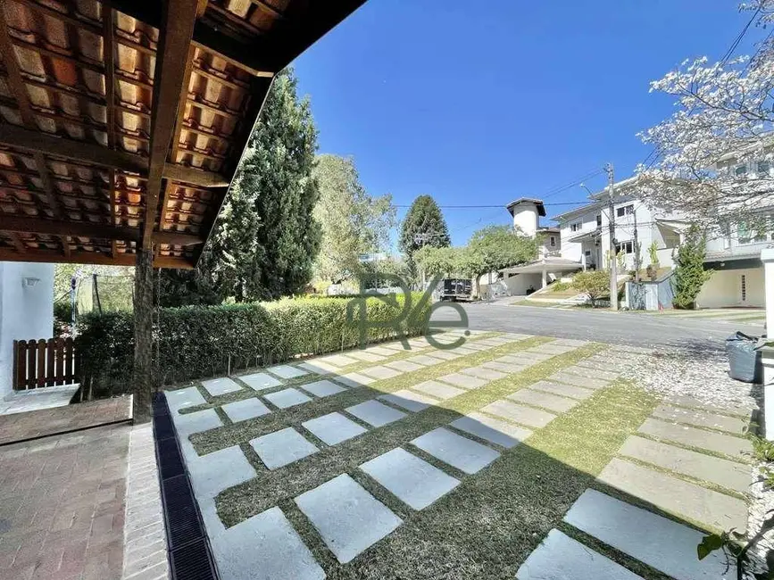 Casa de Condomínio com 5 quartos à venda, 534m2 em Golf Park, Carapicuiba - SP - imagem 4 Foto 4 de Casa de Condomínio com 5 quartos à venda, 534m2 em Golf Park, Carapicuiba - SP