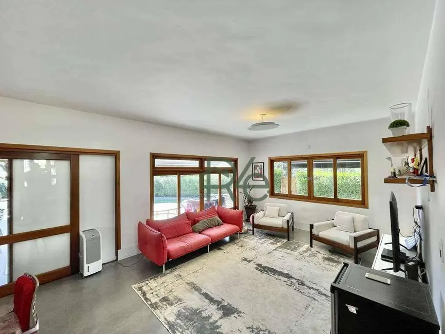 Casa de Condomínio com 5 quartos à venda, 534m2 em Golf Park, Carapicuiba - SP - imagem 8 Foto 8 de Casa de Condomínio com 5 quartos à venda, 534m2 em Golf Park, Carapicuiba - SP