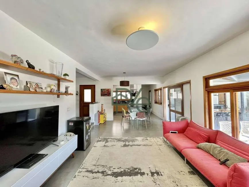 Casa de Condomínio com 5 quartos à venda, 534m2 em Golf Park, Carapicuiba - SP - imagem 7 Foto 7 de Casa de Condomínio com 5 quartos à venda, 534m2 em Golf Park, Carapicuiba - SP