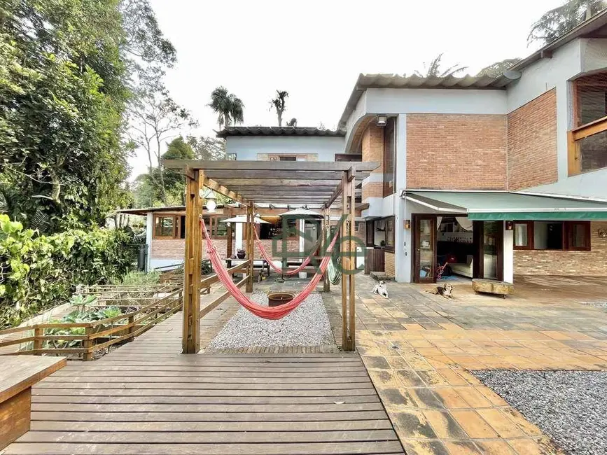 Foto 6 de Casa de Condomínio com 3 quartos à venda e para alugar, 3000m2 em Condomínio Iolanda, Taboao Da Serra - SP