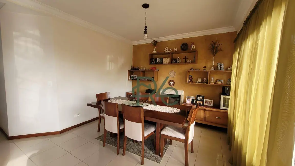 Foto 3 de Casa de Condomínio com 4 quartos à venda, 300m2 em Jardim das Flores, Cotia - SP