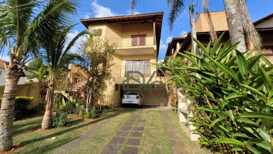 Foto 2 de Casa de Condomínio com 4 quartos à venda, 300m2 em Jardim das Flores, Cotia - SP
