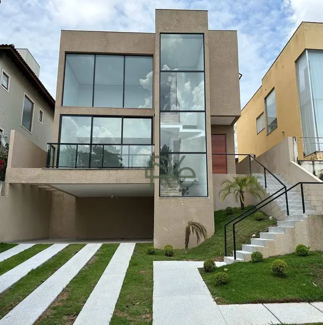 Foto 2 de Casa de Condomínio com 3 quartos à venda, 380m2 em Residencial dos Lagos, Cotia - SP