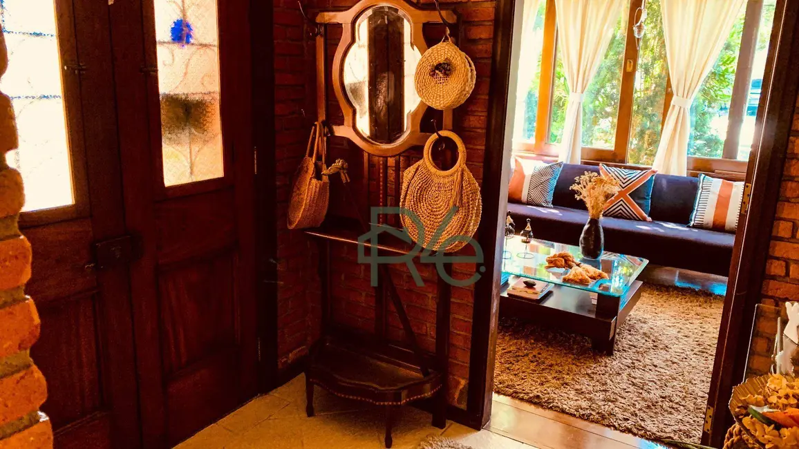 Foto 4 de Casa de Condomínio com 3 quartos à venda, 300m2 em Jardim das Flores, Cotia - SP