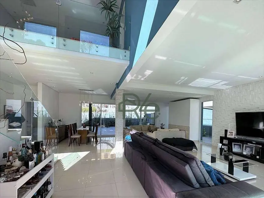 Foto 8 de Casa de Condomínio com 3 quartos à venda, 700m2 em Embu Das Artes - SP