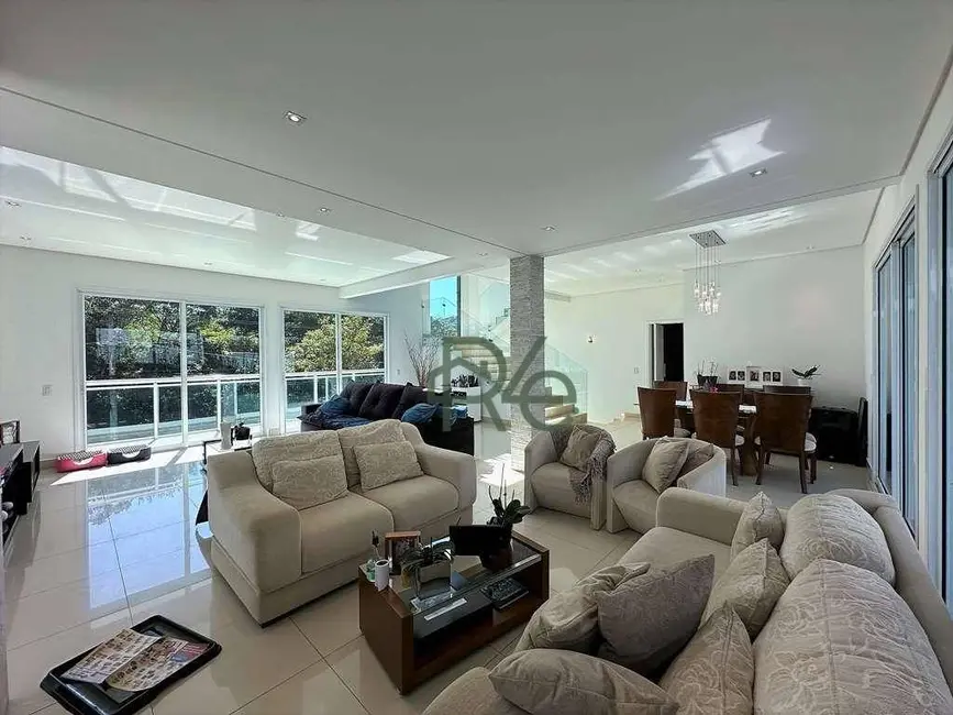 Foto 9 de Casa de Condomínio com 3 quartos à venda, 700m2 em Embu Das Artes - SP