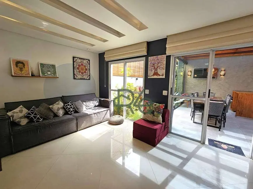 Casa de Condomínio com 3 quartos à venda, 170m2 em Chácara Quiriri, Carapicuiba - SP - imagem 9 Foto 9 de Casa de Condomínio com 3 quartos à venda, 170m2 em Chácara Quiriri, Carapicuiba - SP
