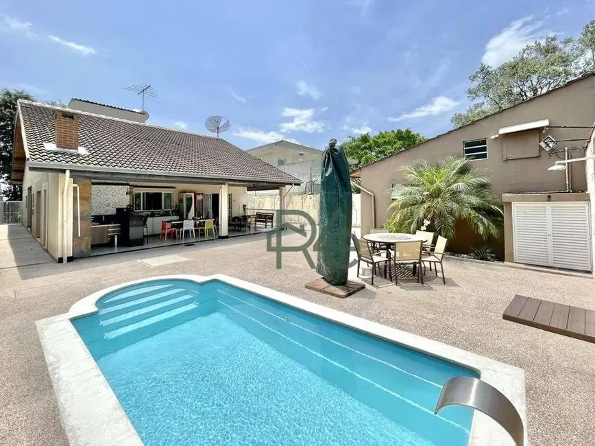 Foto 1 de Casa de Condomínio com 5 quartos à venda, 596m2 em Carapicuiba - SP