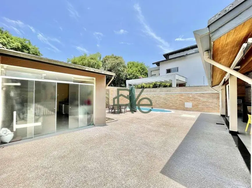 Casa de Condomínio com 5 quartos à venda, 596m2 em Carapicuiba - SP - imagem 7 Foto 7 de Casa de Condomínio com 5 quartos à venda, 596m2 em Carapicuiba - SP