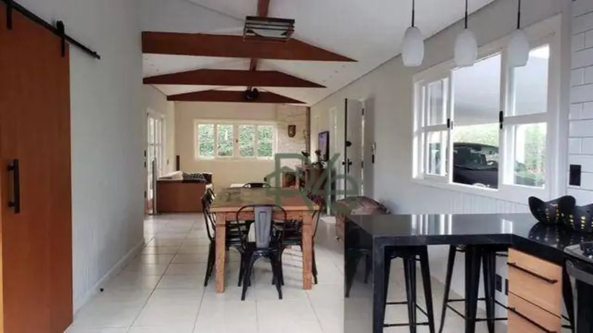 Foto 2 de Casa de Condomínio com 3 quartos à venda, 300m2 em Granja Viana II, Cotia - SP