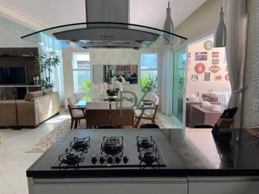 Foto 8 de Casa de Condomínio com 4 quartos à venda e para alugar, 350m2 em Jandira - SP