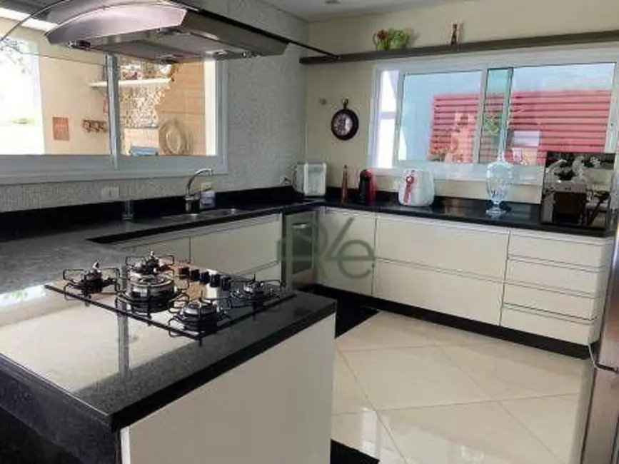 Foto 6 de Casa de Condomínio com 4 quartos à venda e para alugar, 350m2 em Jandira - SP