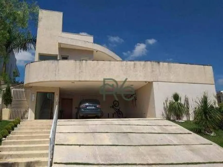 Foto 2 de Casa com 4 quartos à venda e para alugar, 450m2 em Vila de São Fernando, Cotia - SP