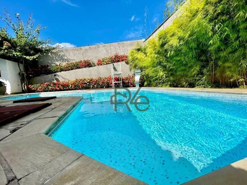 Foto 3 de Casa de Condomínio com 4 quartos à venda e para alugar, 450m2 em Parque Nova Jandira, Jandira - SP