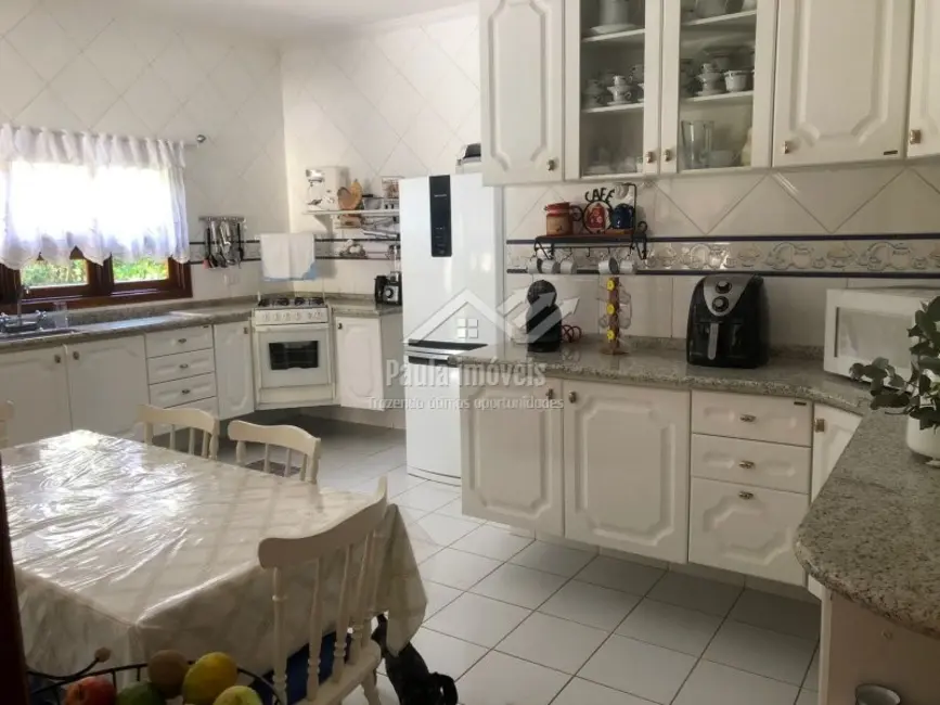 Foto 7 de Casa de Condomínio com 3 quartos à venda, 400m2 em Vila Zezé, Jacarei - SP