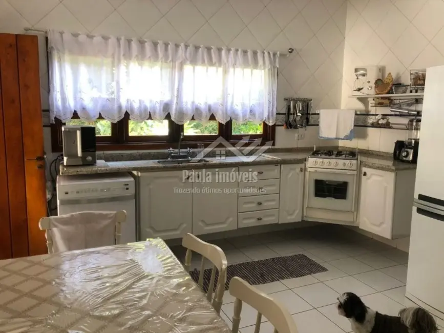 Foto 9 de Casa de Condomínio com 3 quartos à venda, 400m2 em Vila Zezé, Jacarei - SP