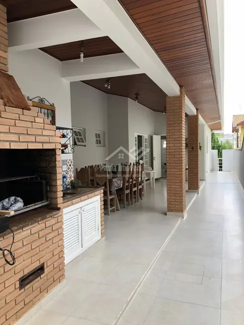 Foto 4 de Casa de Condomínio com 3 quartos à venda, 275m2 em Vila Zezé, Jacarei - SP