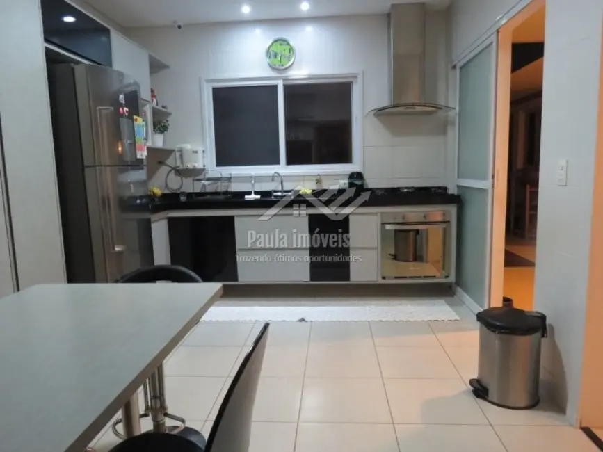 Foto 3 de Casa de Condomínio com 4 quartos à venda, 236m2 em Sao Jose Dos Campos - SP