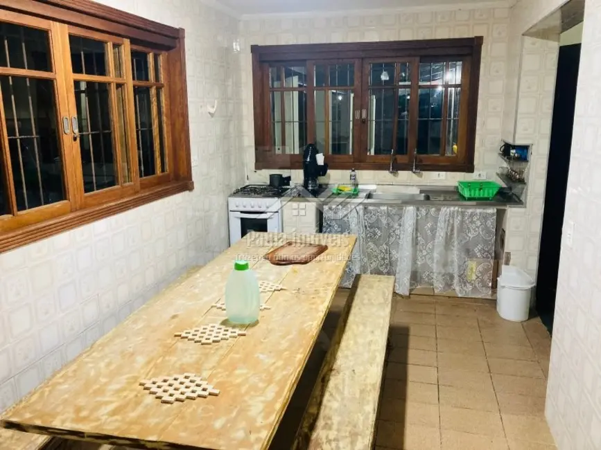 Foto 6 de Casa com 4 quartos à venda, 230m2 em Jardim Bela Vista, Caraguatatuba - SP