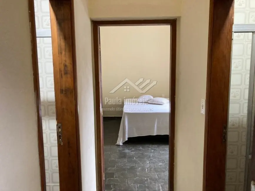 Foto 9 de Casa com 4 quartos para alugar, 230m2 em Jardim Bela Vista, Caraguatatuba - SP