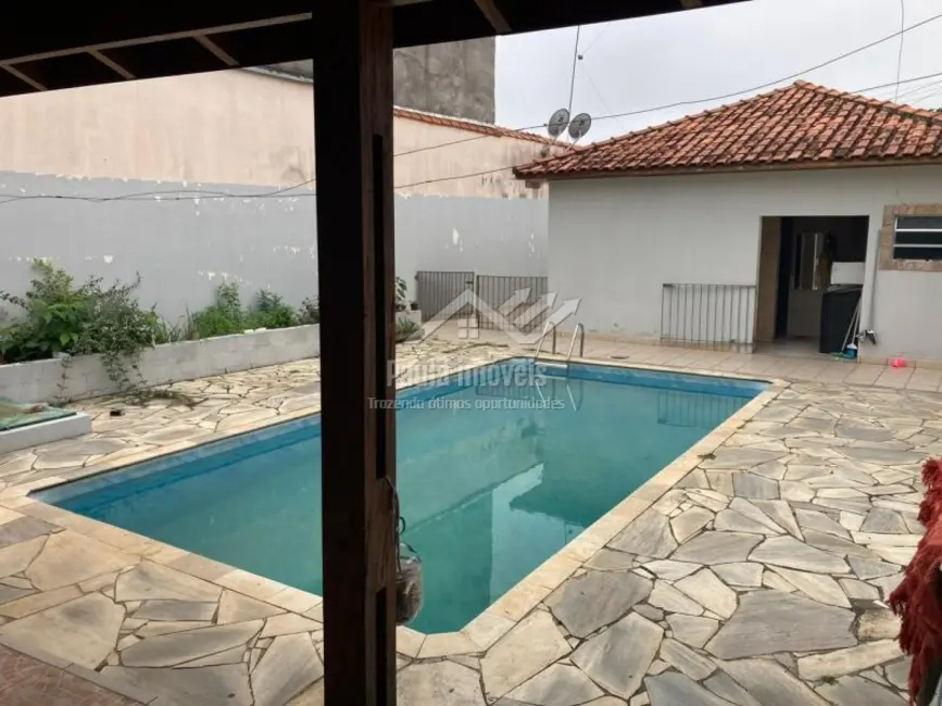 Foto 2 de Casa com 3 quartos à venda, 139m2 em São João, Jacarei - SP