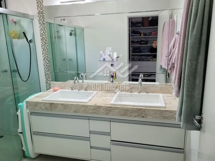 Foto 6 de Casa de Condomínio com 3 quartos à venda, 210m2 em Sao Jose Dos Campos - SP