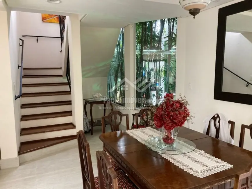 Foto 6 de Casa com 4 quartos à venda, 302m2 em Sao Jose Dos Campos - SP