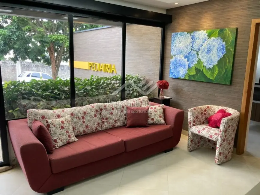 Foto 8 de Casa com 4 quartos à venda, 302m2 em Sao Jose Dos Campos - SP