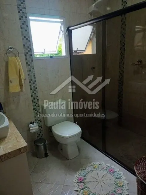 Sobrado com 3 quartos à venda, 190m2 em Sao Jose Dos Campos - SP - imagem 4 Foto 4 de Sobrado com 3 quartos à venda, 190m2 em Sao Jose Dos Campos - SP