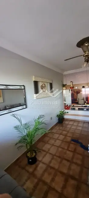 Casa com 4 quartos à venda, 141m2 em Sao Jose Dos Campos - SP - imagem 2 Foto 2 de Casa com 4 quartos à venda, 141m2 em Sao Jose Dos Campos - SP