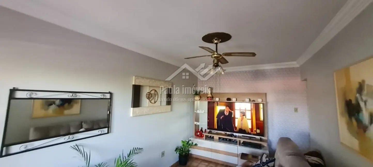 Casa com 4 quartos à venda, 141m2 em Sao Jose Dos Campos - SP - imagem 4 Foto 4 de Casa com 4 quartos à venda, 141m2 em Sao Jose Dos Campos - SP