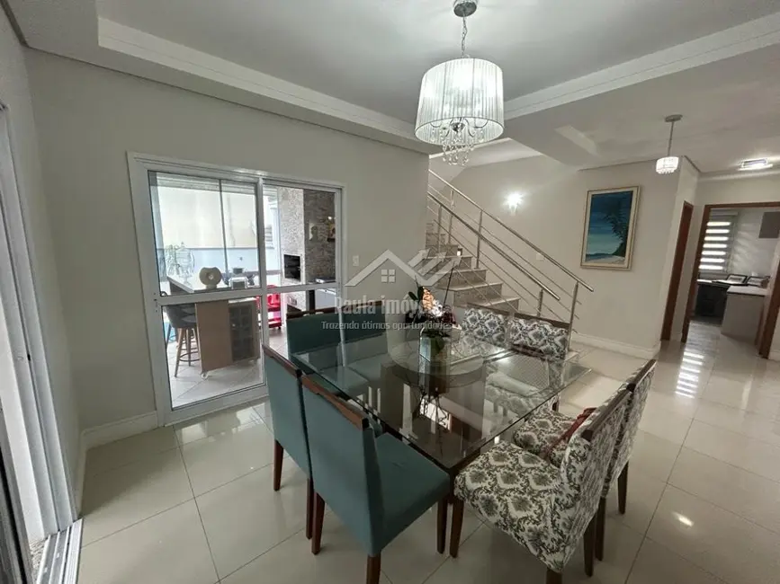 Foto 4 de Casa de Condomínio com 5 quartos à venda, 338m2 em Sao Jose Dos Campos - SP