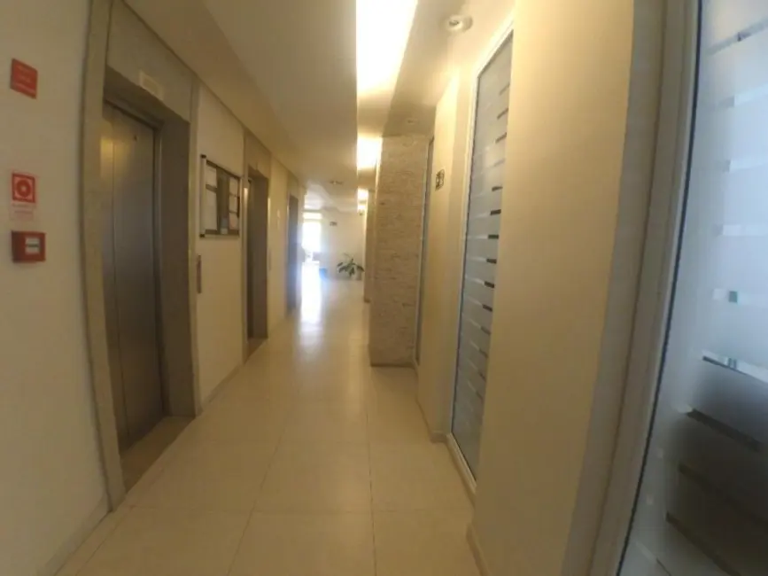 Apartamento com 3 quartos à venda, 103m2 em Pitangueiras, Guaruja - SP - imagem 4 Foto 4 de Apartamento com 3 quartos à venda, 103m2 em Pitangueiras, Guaruja - SP