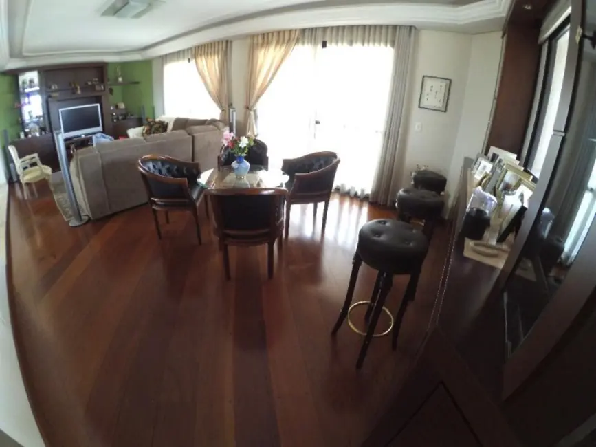 Apartamento com 3 quartos à venda, 190m2 em Tatuapé, São Paulo - SP - imagem 2 Foto 2 de Apartamento com 3 quartos à venda, 190m2 em Tatuapé, São Paulo - SP