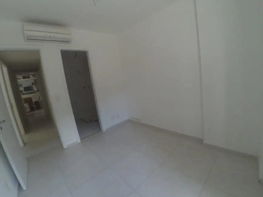 Foto 1 de Apartamento com 3 quartos à venda, 102m2 em Pitangueiras, Guaruja - SP