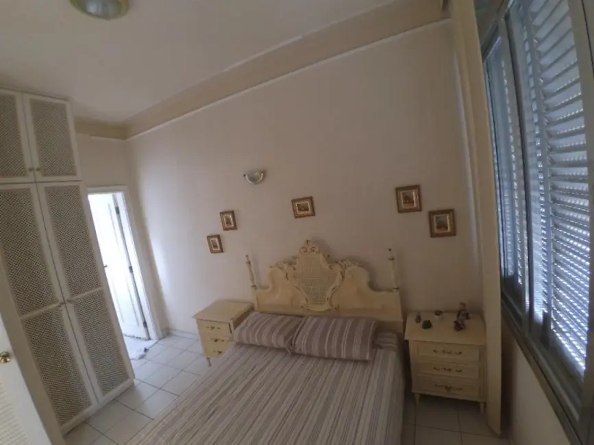 Foto 4 de Apartamento com 2 quartos à venda, 64m2 em Guaruja - SP