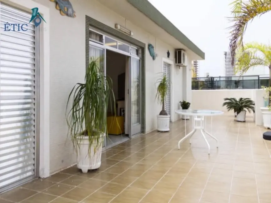 Foto 6 de Apartamento com 4 quartos à venda e para alugar, 245m2 em Enseada, Guaruja - SP