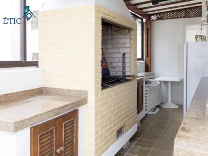 Foto 9 de Apartamento com 4 quartos à venda e para alugar, 245m2 em Enseada, Guaruja - SP