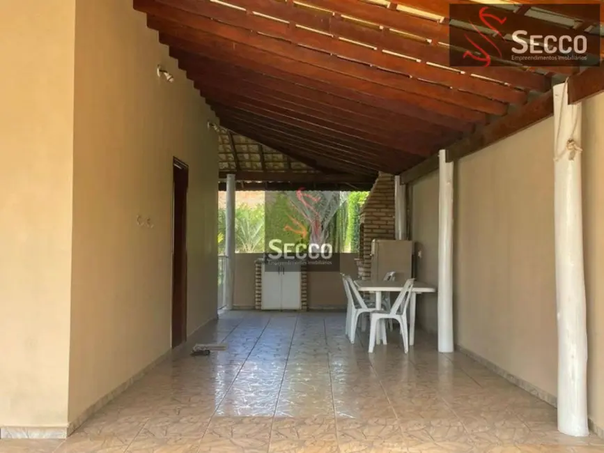 Foto 2 de Chácara com 3 quartos à venda, 900m2 em Park Residencial Convívio, Botucatu - SP